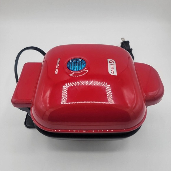 DASH EGG BITE MAKER Makes 4 Egg Bites 420 Watts - Picture 5 of 6